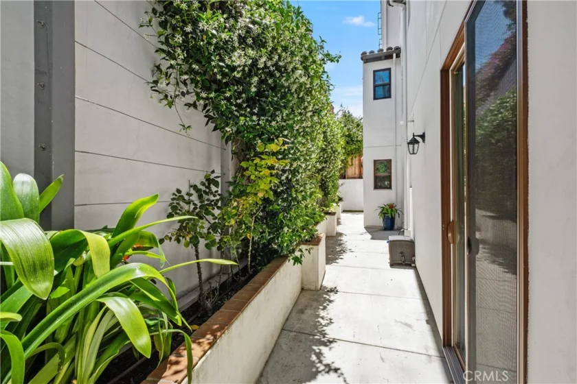 407 Avenida Santa Barbara #A photo 30