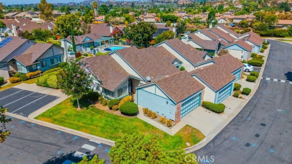 2412 Turnbridge Glen photo 28