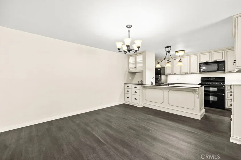2501 S El Camino Real #206 photo 6