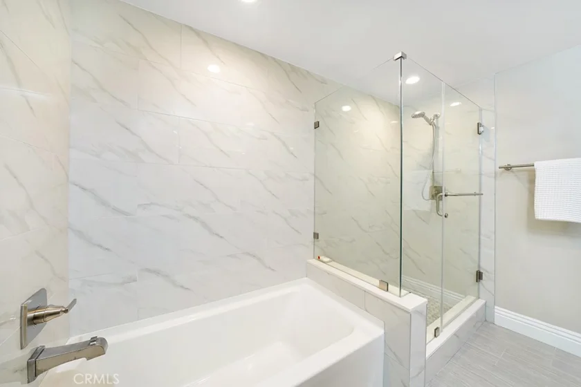 2939 Leeward Avenue #516 photo 8