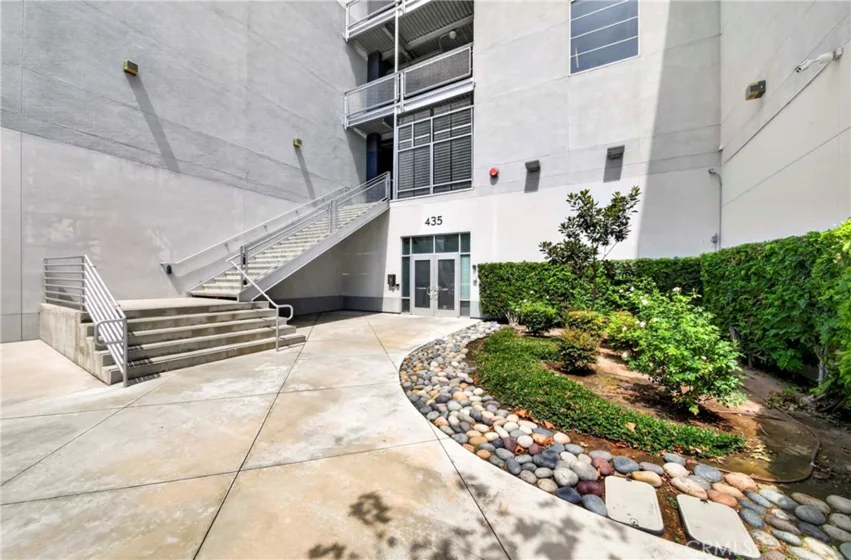 435 W Center Street #316 photo 28