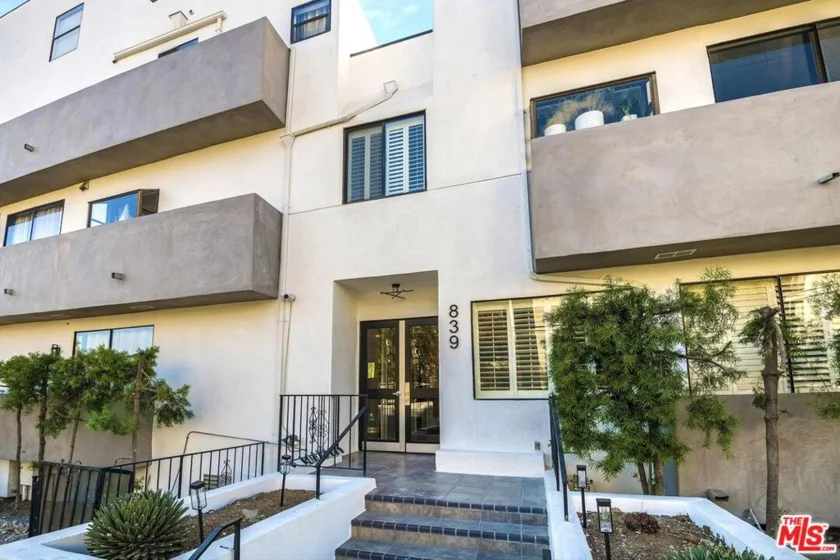 839 Larrabee Street #11 photo 1