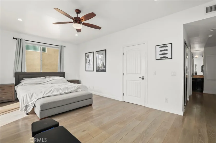 2263 Fox Hills Drive #203 photo 17