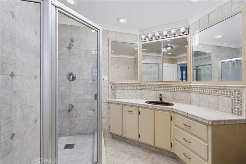 6150 Buckingham Parkway #110 photo 14