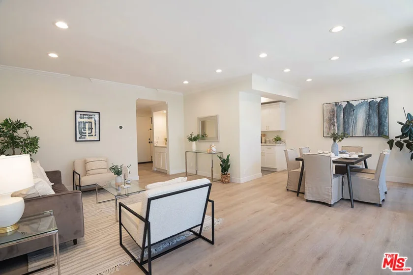 8712 Gregory Way #204 photo 1