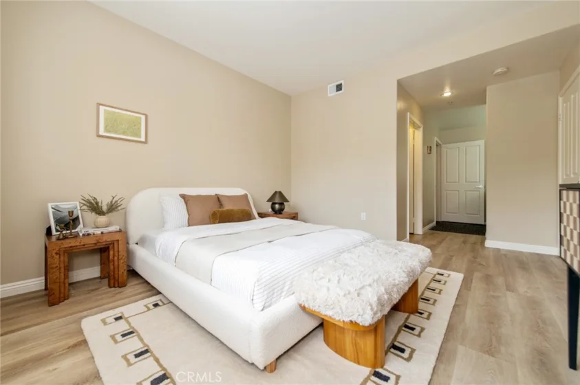 2605 Ladrillo Aisle photo 8