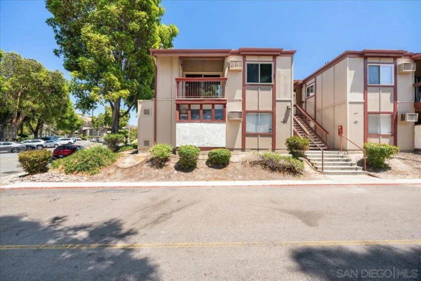 5473 Adobe Falls Road #9 photo 11