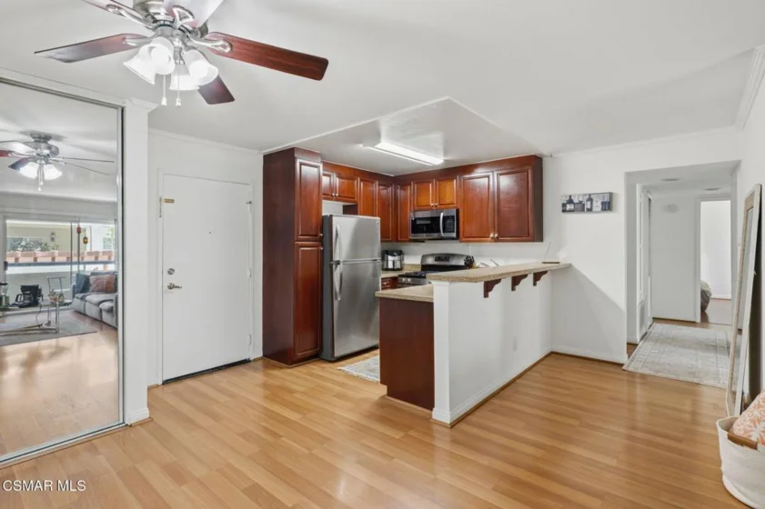 5530 Owensmouth Avenue #114 photo 9