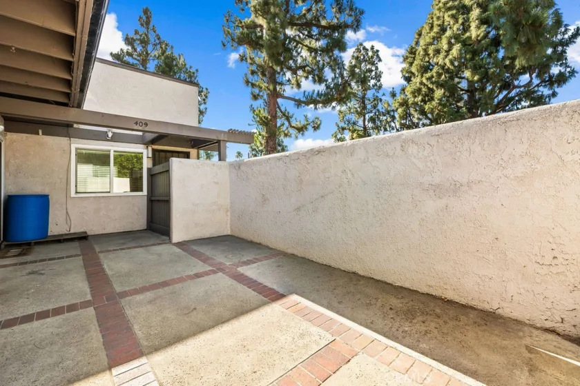 409 N Via Roma photo 34