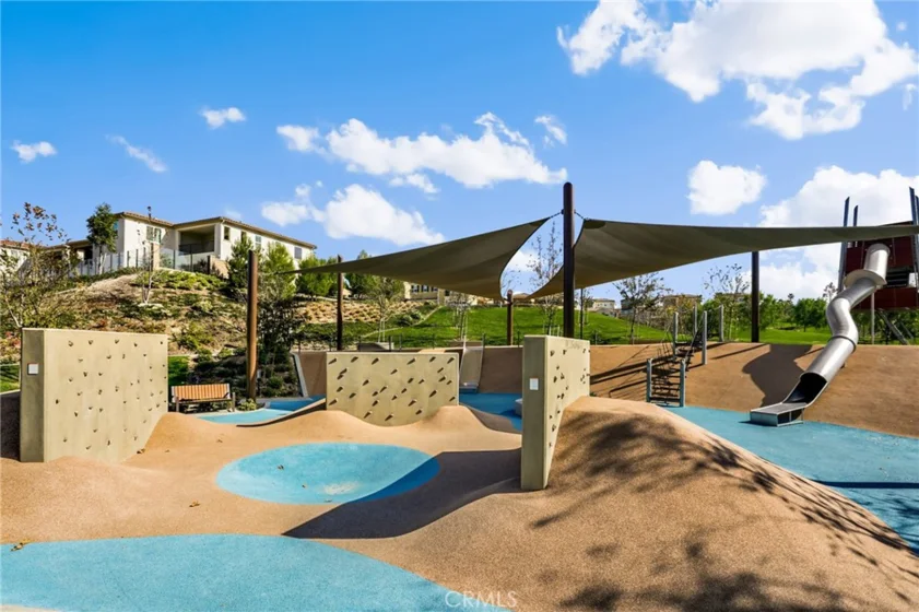 76 Finch photo 34