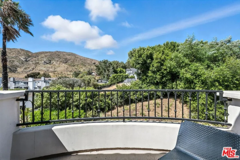 23971 De Ville Way photo 19