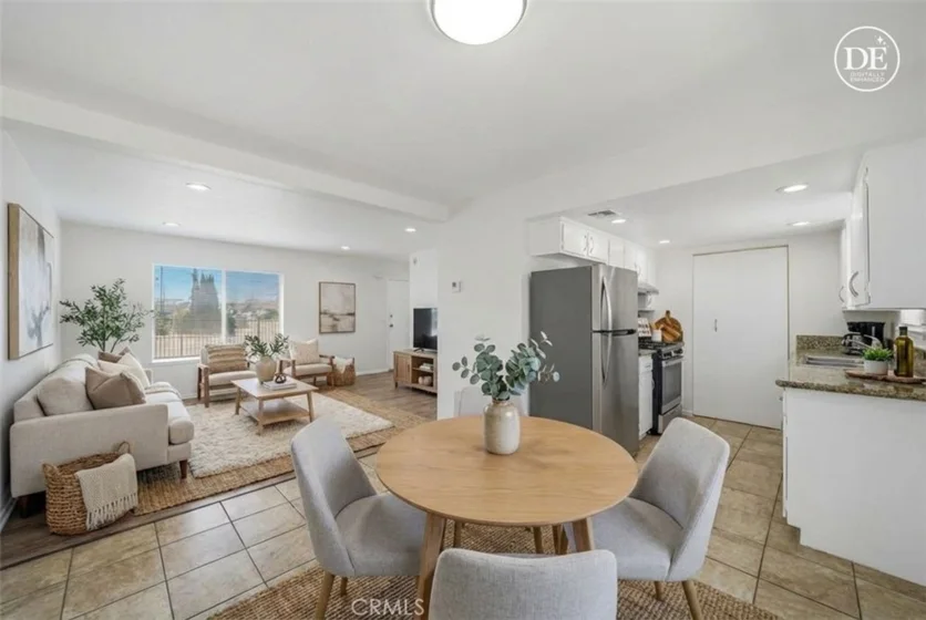 3469 Columbia photo 2