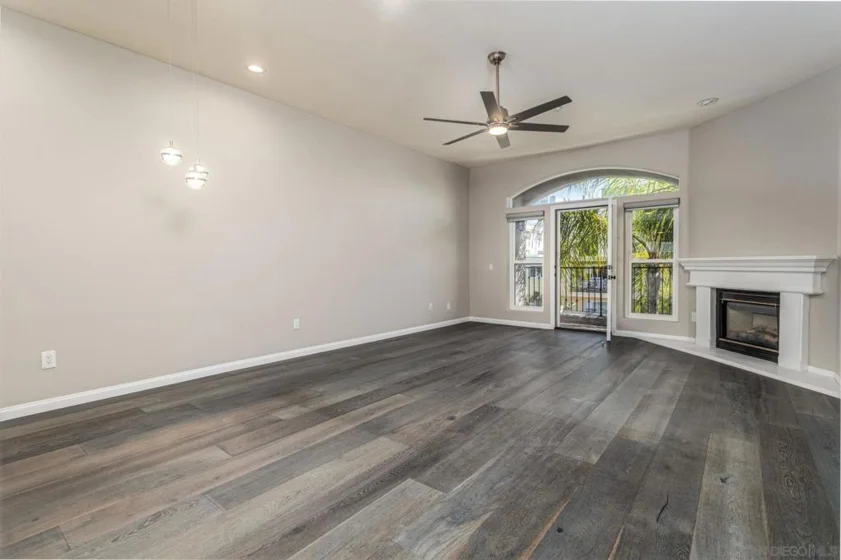 104 Lewis Street photo 5