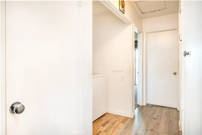 25899 Baylor Way photo 10