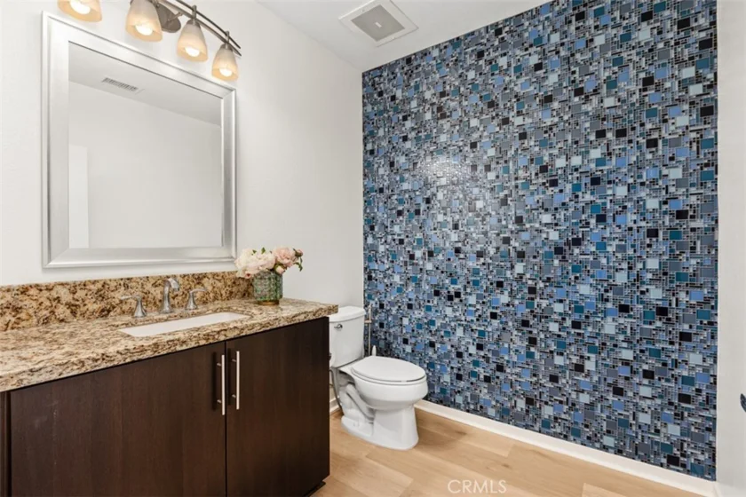 21 Gramercy #220 photo 15