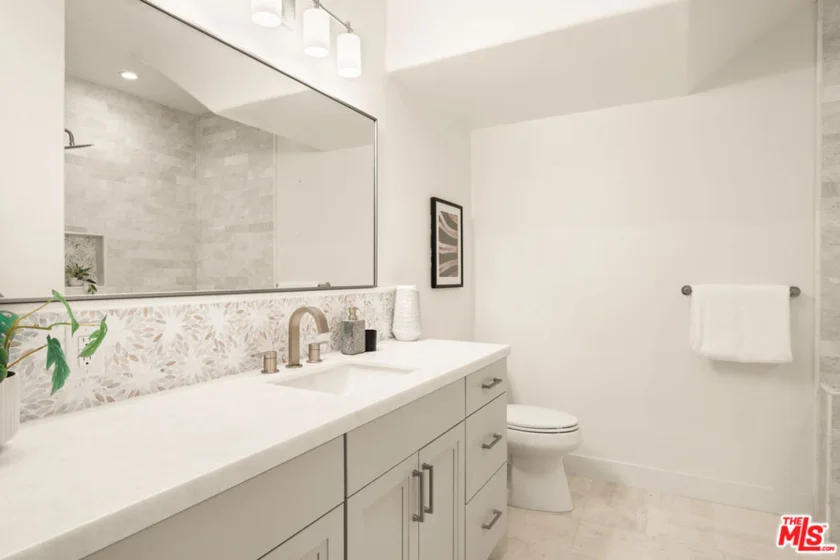812 N Cleveland Street #1 photo 22