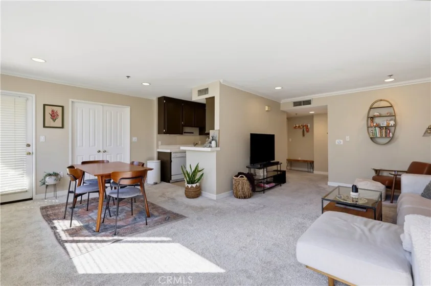 4501 Cedros Avenue #330 photo 9