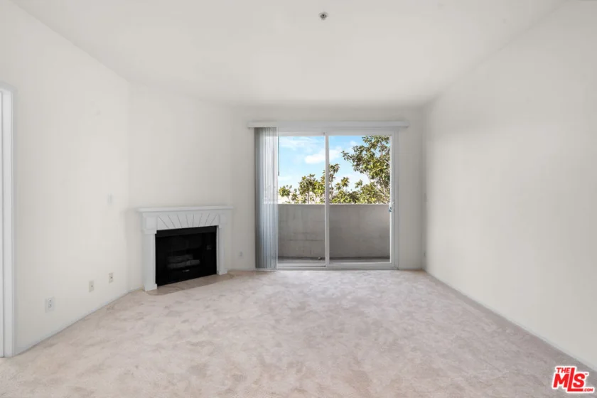 620 S Gramercy Place #301 photo 6