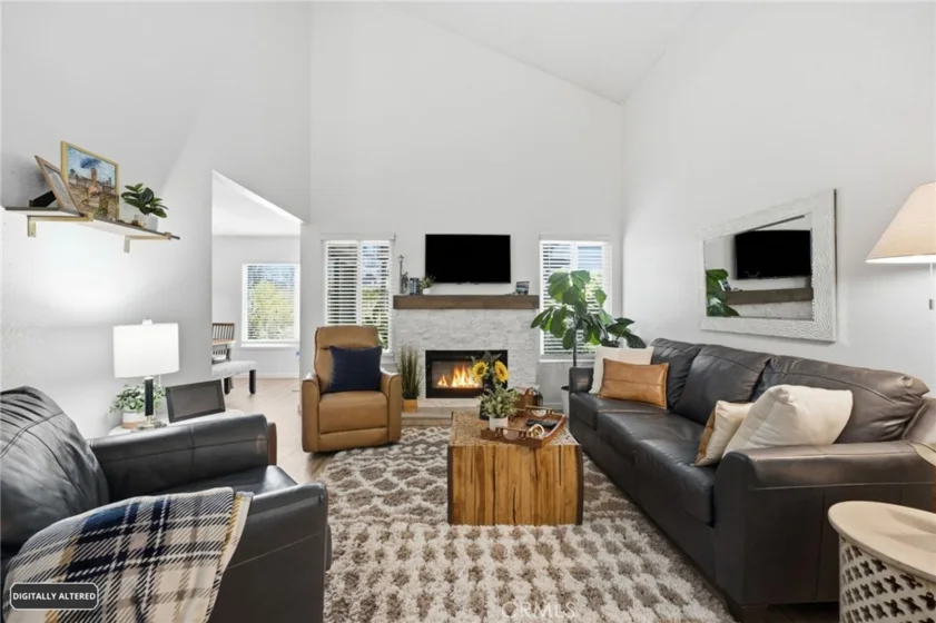 5050 Canyon Crest #18 photo 3