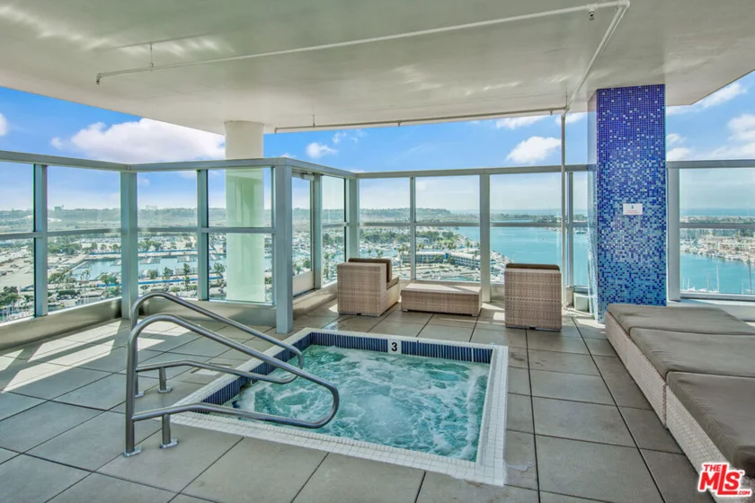 13700 Marina Pointe Drive #1725 photo 33