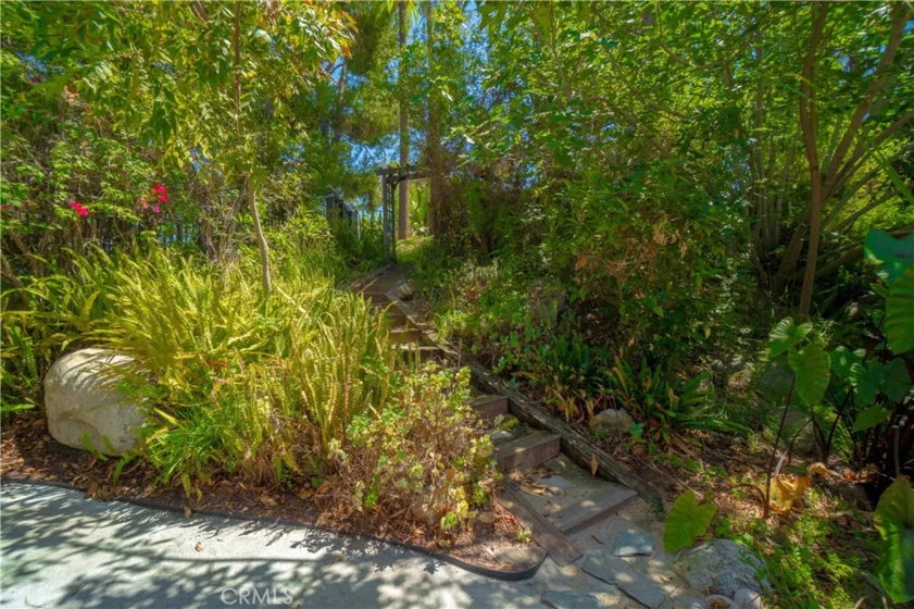 2752 Pine Creek Circle photo 37