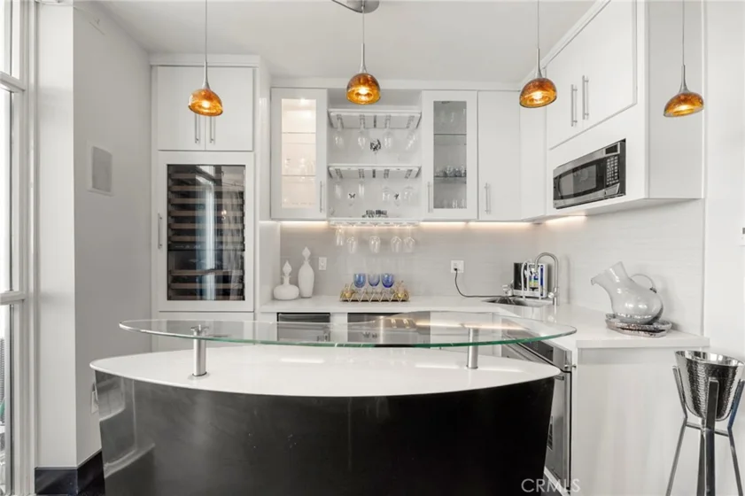 850 Beech #1205 photo 50