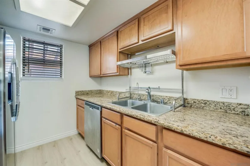 12051 Alta Carmel Court #208 photo 12