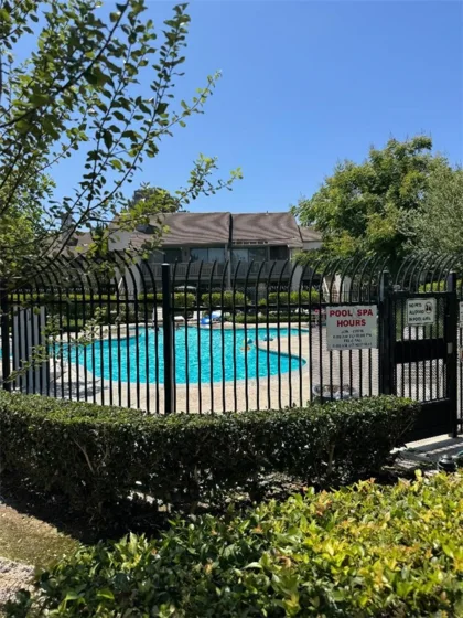 10550 N Lakeside Drive #A photo 12