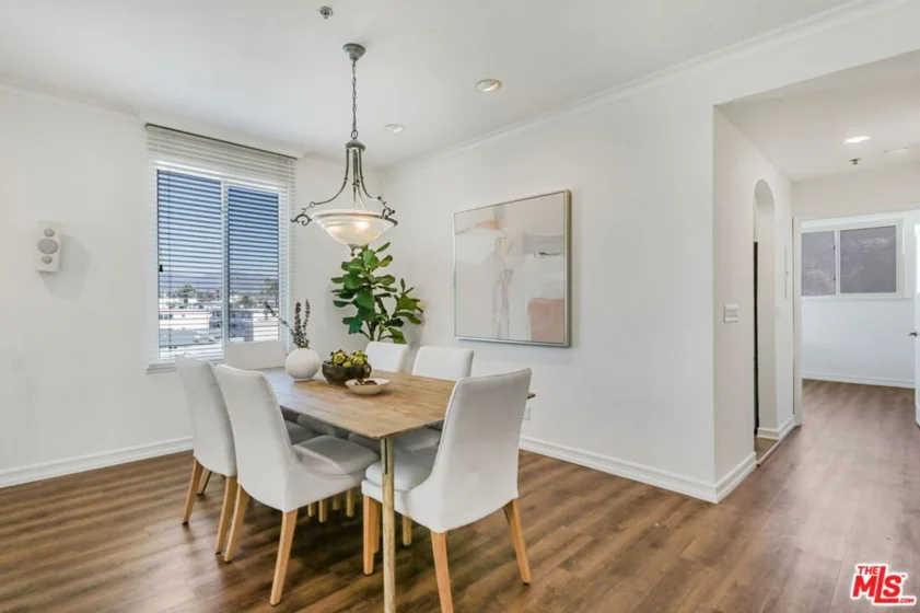 211 California Avenue #501 photo 9