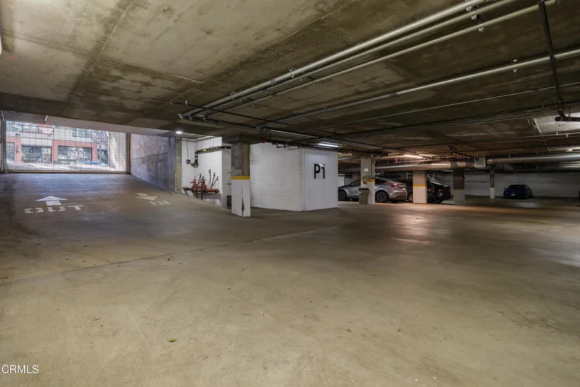 159 W Green Street #502A photo 25