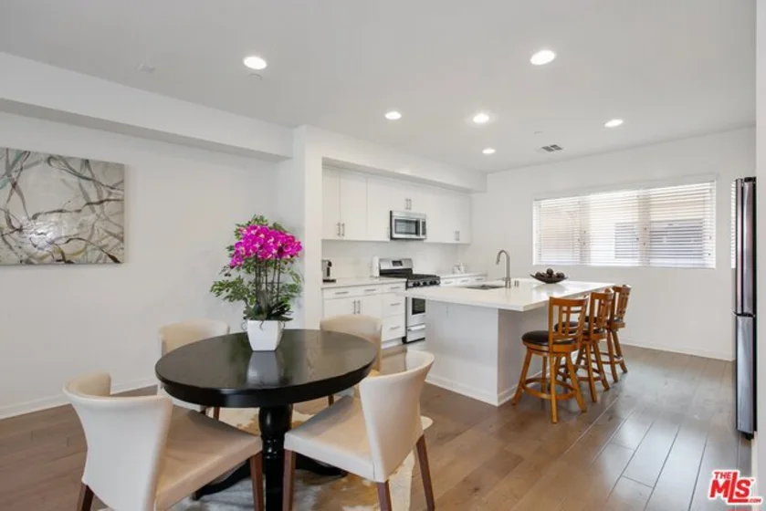 2930 Rowena Avenue #3 photo 1