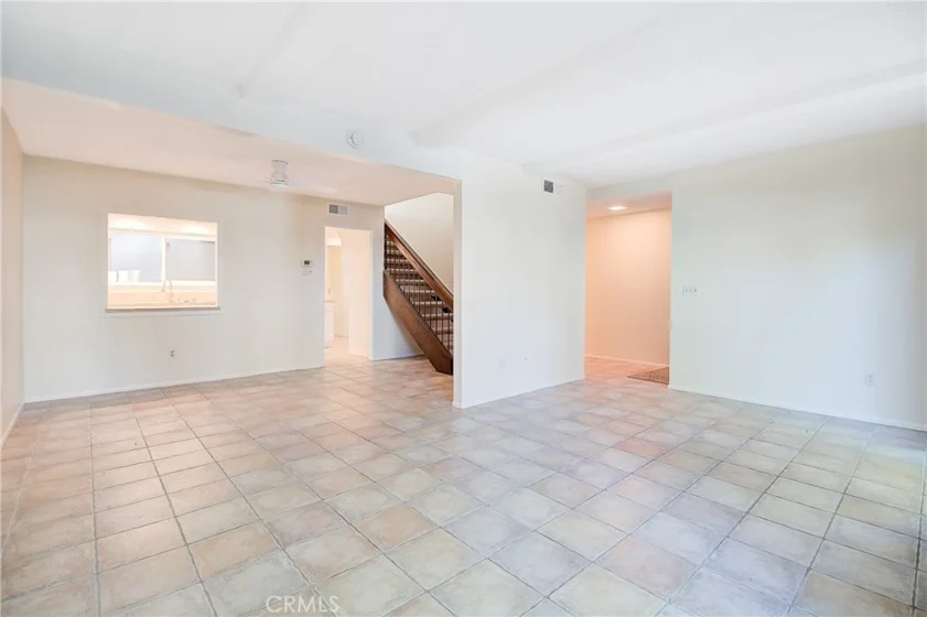 636 Rhine Lane #122 photo 8