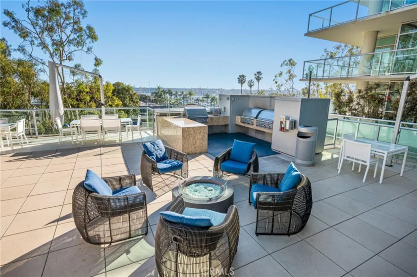 13700 Marina Pointe #611 photo 41