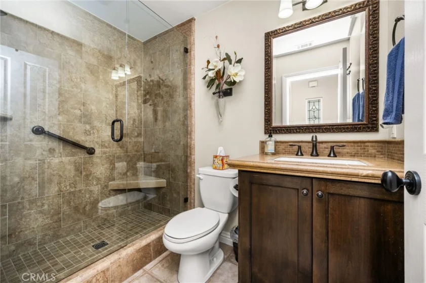 101 Talmadge photo 32