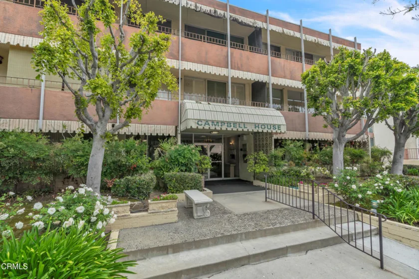 1142 Campbell Street #307 photo 1