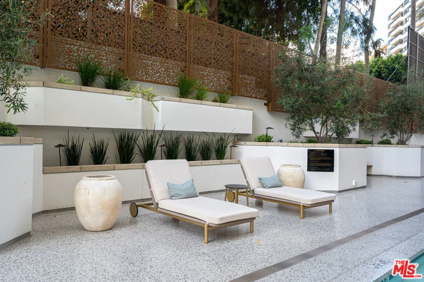 10601 Wilshire Boulevard #702 photo 30