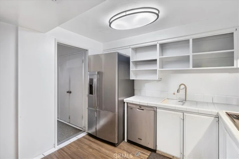 1310 N Placentia photo 20