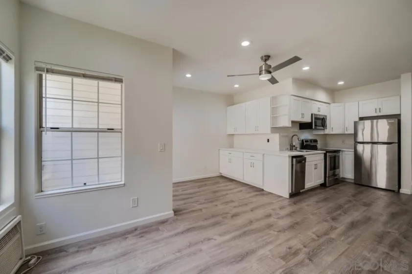 3950 Cleveland #106 photo 24