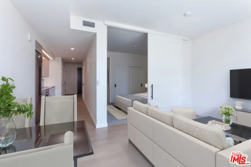 1050 S Grand Avenue #905 photo 24