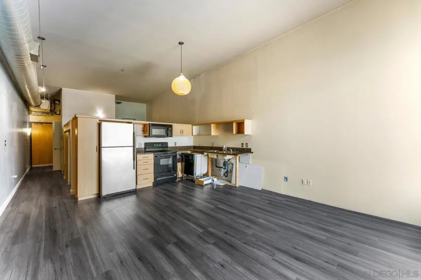 777 6th Avenue #404 photo 12