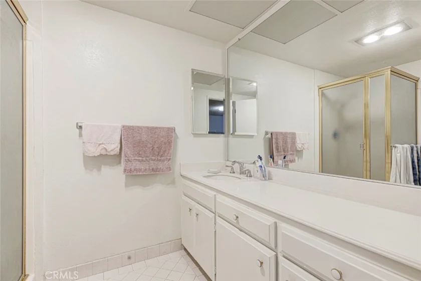 125 W Mountain Street #216 photo 21