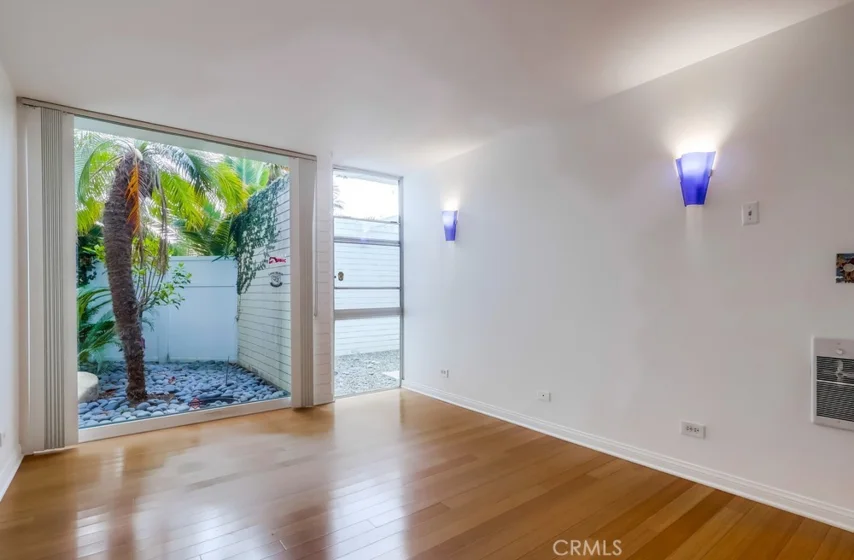2999 E Ocean Boulevard #120 photo 15