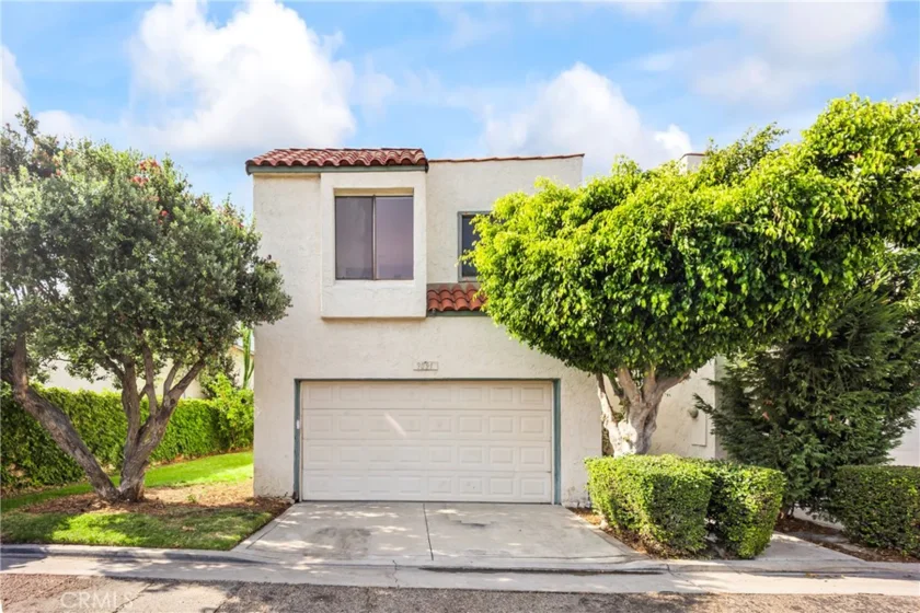 9051 Biola Lane photo 1