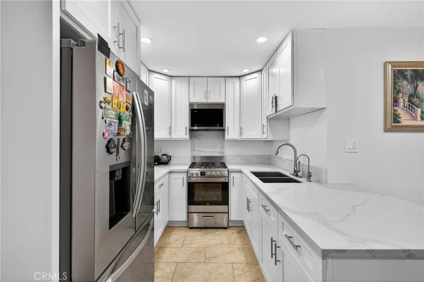 7826 Laurel Canyon Boulevard #17 photo 6