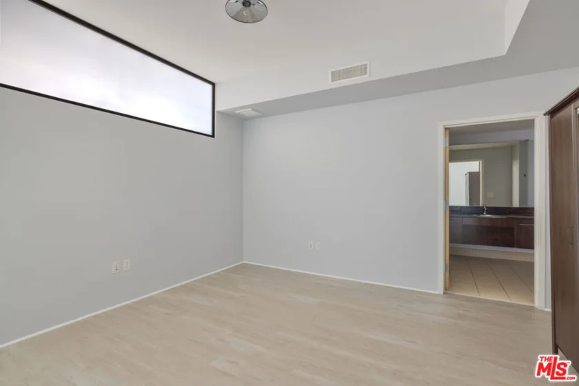 1111 S Grand Avenue #1211 photo 22