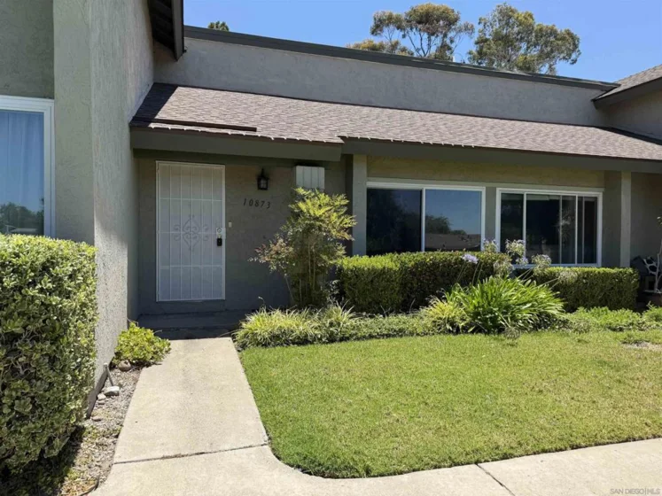 10873 Caravelle Place photo 13