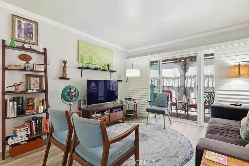615 Broadway #205 photo 16