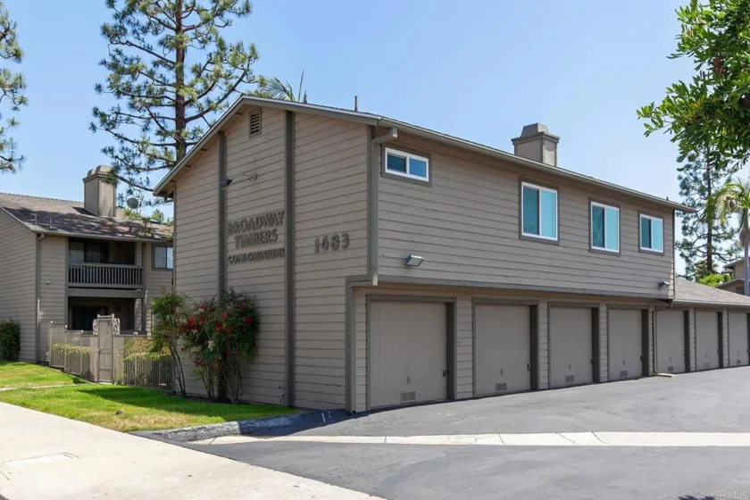 1483 Broadway #B photo 1