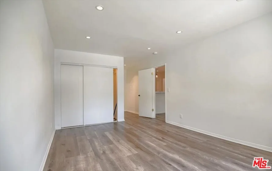 1222 N Olive Drive #209 photo 38
