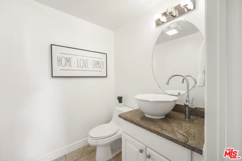 1135 Rexford Drive #302 photo 6